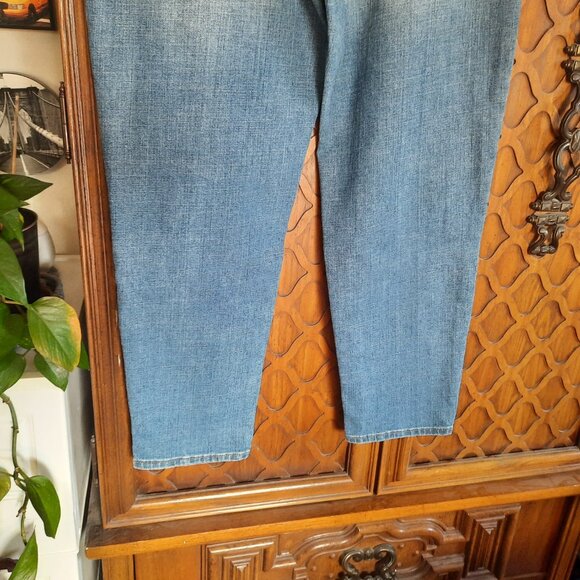 SONOMA Distressed Mid-Rise Cropped Boyfriend Jeans NWOT! - Size 12 - Picture 10 of 16